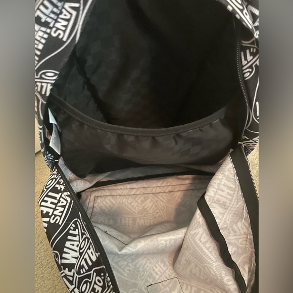 Vans OLD SKOOL Printed Backpack - Picture 7 of 12
